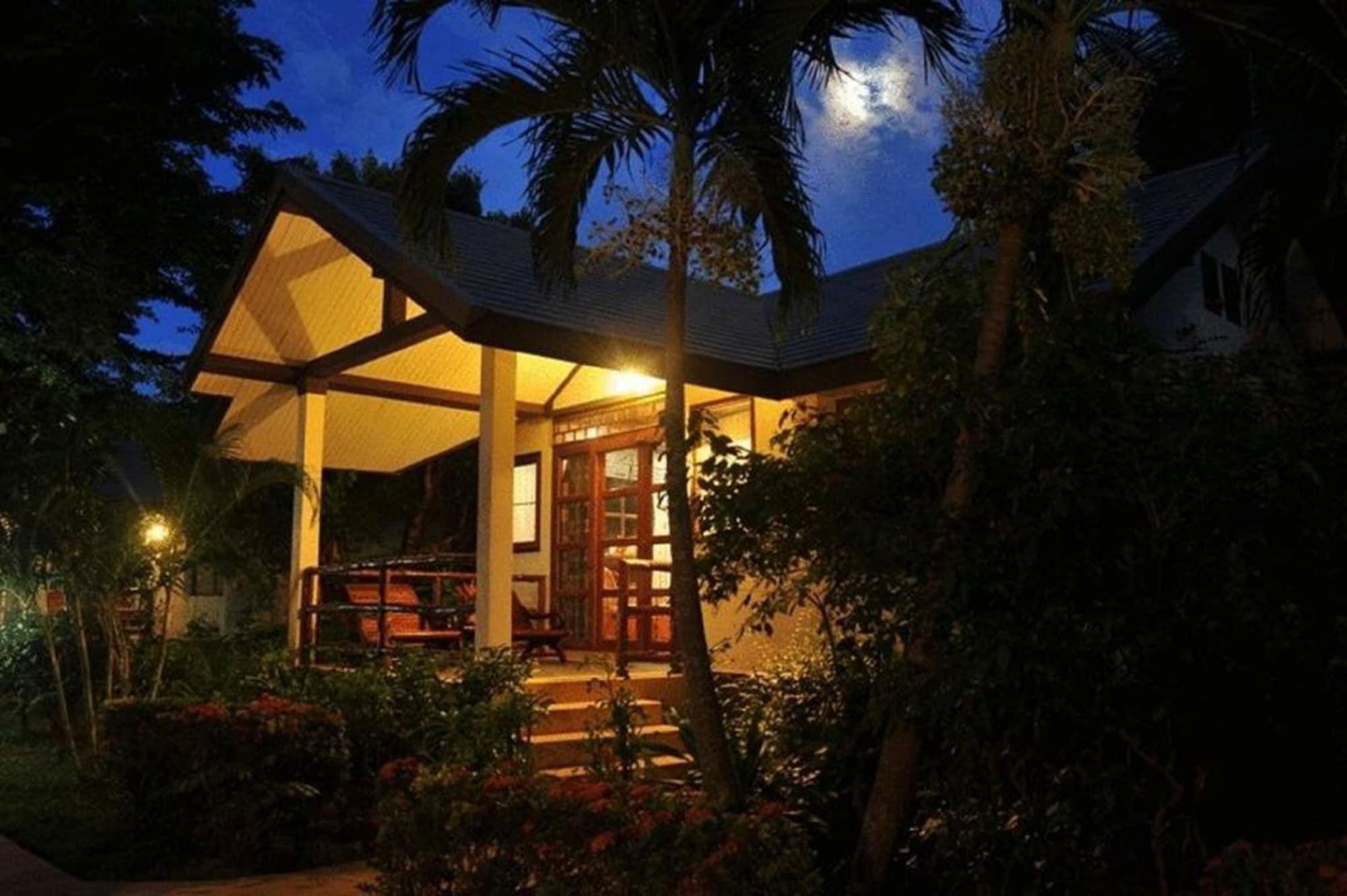 Resort Coco Palm - Sha Mae Nam